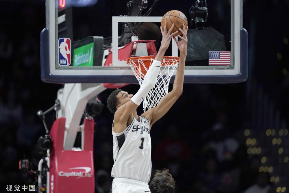 場賽事的亮 場賽事的亮